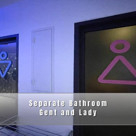 Pera Space Capsule Hotel Phuket Exteriér fotografie